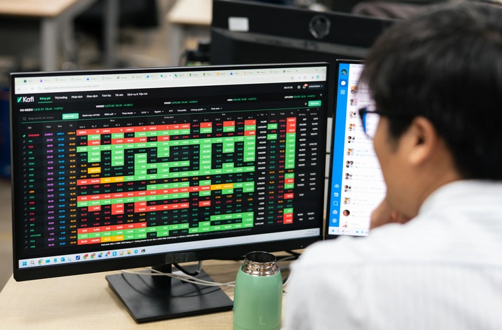  Thanh khoản cải thiện, VN-Index bước sang chu kỳ tăng mới?  - Ảnh 1.