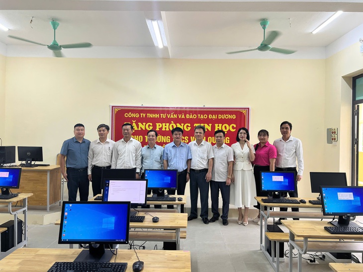 Tin học Đại Dương đồng hành chương trình Trao tặng Phòng học số - Ảnh 2.