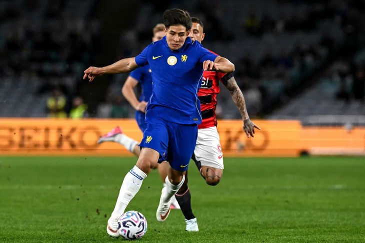 Một bàn thắng khiến CĐV Kazakhstan ‘đổ bộ’ Instagram Chelsea - Ảnh 1.