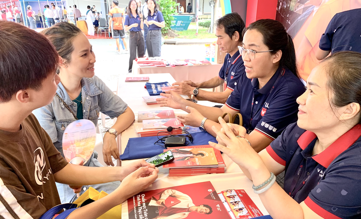 Sắp hoàn tất rà soát dữ liệu tuyển sinh, chuẩn bị bước lọc ảo xét tuyển đại học - Ảnh 1.