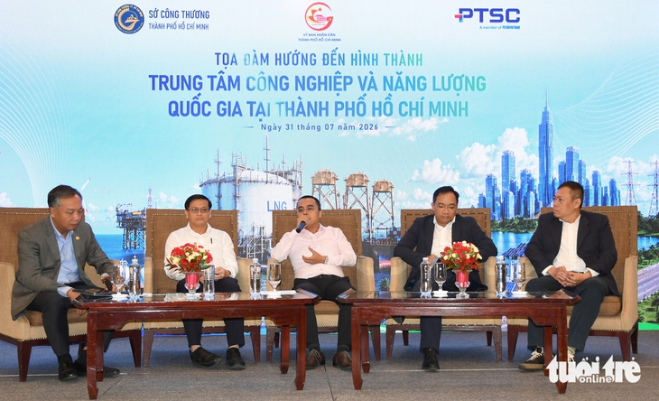 Khi 'đầu tàu' kinh tế khát năng lượng sạch - Ảnh 3.