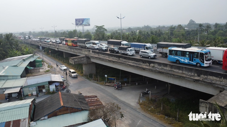Cầu cạn - lời giải mới cho cao tốc miền Tây - Ảnh 4.