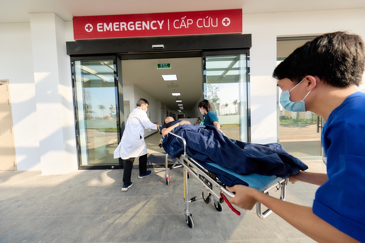 Bệnh viện Quốc tế Mặt Trời Phú Quốc bắt tay cùng hai bệnh viện tuyến cuối - Ảnh 1.