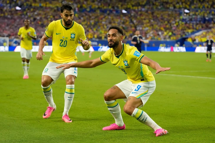 Tuyển Brazil làm náo loạn… FIFA ASEAN Cup - Ảnh 1.