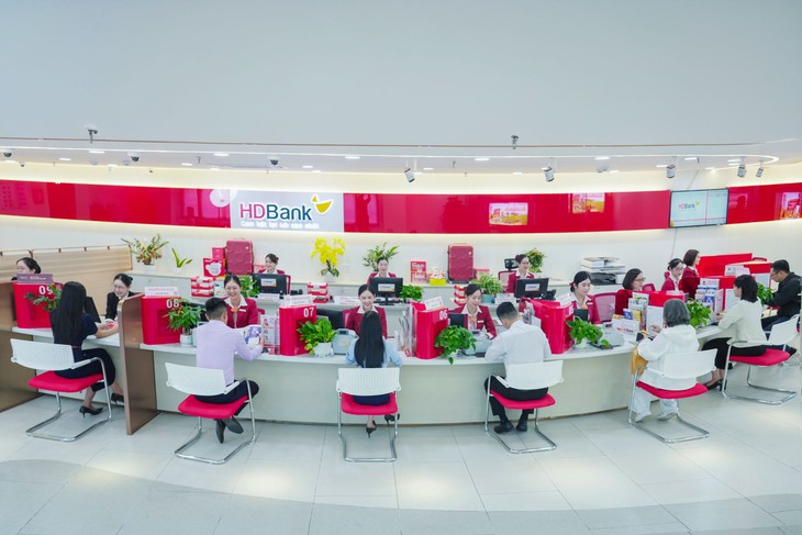 HDBank tăng trưởng 31% lợi nhuận, gia nhập câu lạc bộ ngân hàng triệu tỉ -
Ảnh 1.
