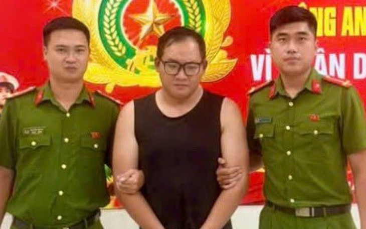 Từ bác sĩ đến siêu trộm tiệm vàng: Hành trình gây án liều lĩnh của Nguyễn Duy Nhật - Ảnh 3.