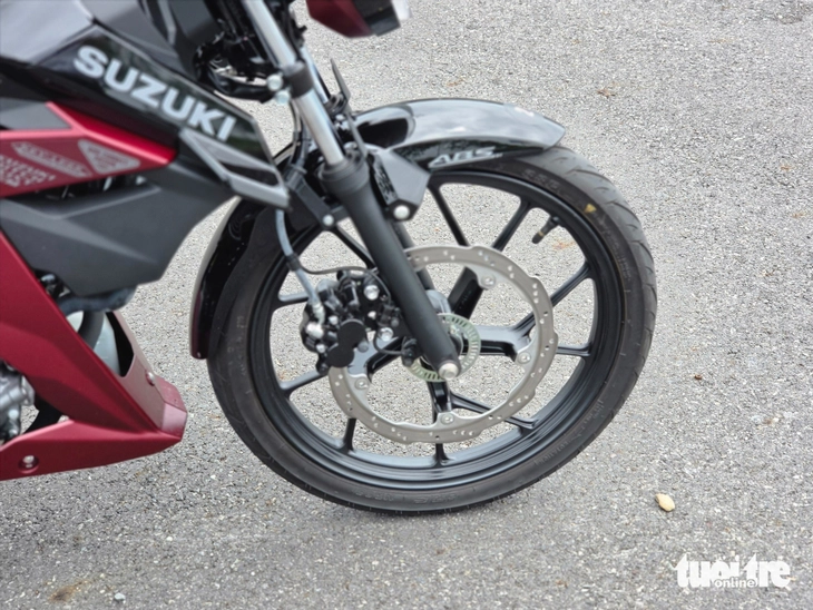 Suzuki Satria 2026 ra mắt Việt Nam: Giá từ 54,5 triệu, nhiều nâng cấp để cạnh tranh Exciter, Winner - Ảnh 25.