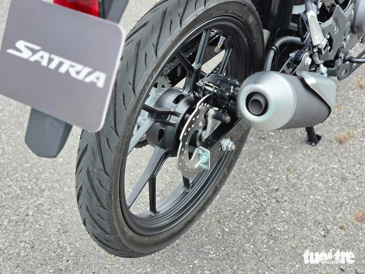 Suzuki Satria 2026 ra mắt Việt Nam: Giá từ 54,5 triệu, nhiều nâng cấp để cạnh tranh Exciter, Winner - Ảnh 27.