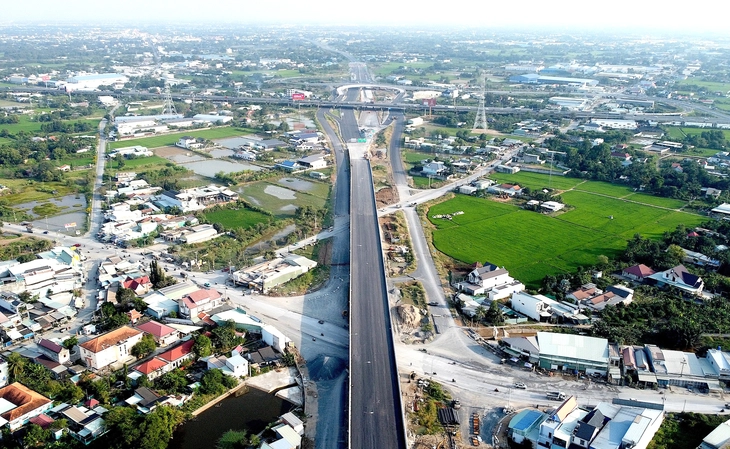 6 tháng đầu năm Tây Ninh tăng trưởng GRDP hai con số, đứng đầu khu vực phía Nam - Ảnh 1.
