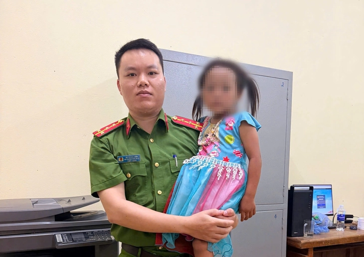 Bắt thanh niên bắt cóc bé gái bán dưa ven đường - Ảnh 3.
