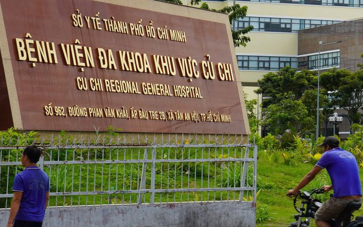 Phó bí thư Thành ủy Nguyễn Phước Lộc ghi nhận chuyển biến tích cực của ngành y tế TP.HCM  - Ảnh 3.
