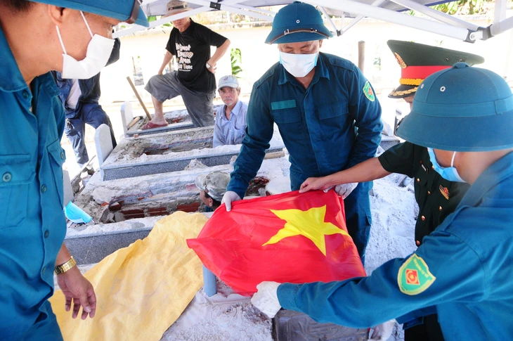 Bộ Quốc phòng lập đội tìm kiếm, quy tập hài cốt liệt sĩ tại Đà Nẵng với 54 cán bộ, chiến sĩ - Ảnh 2.