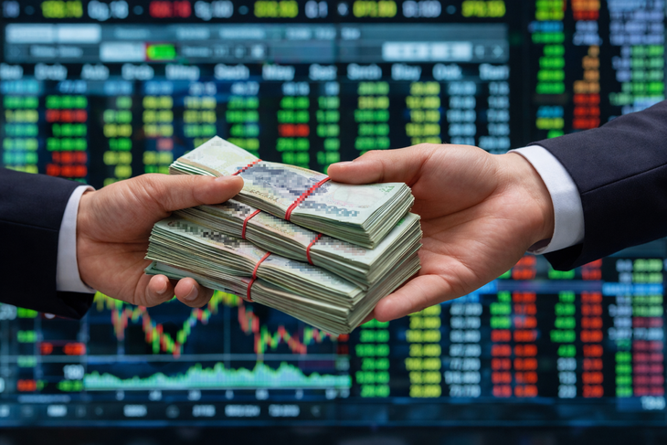 Cổ phiếu trả cổ tức 10-15%/năm: Có phải 'món hời' hơn gửi tiết kiệm? - Ảnh 1.
