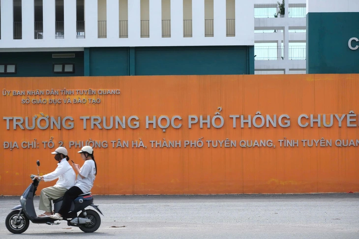 - Ảnh 1.