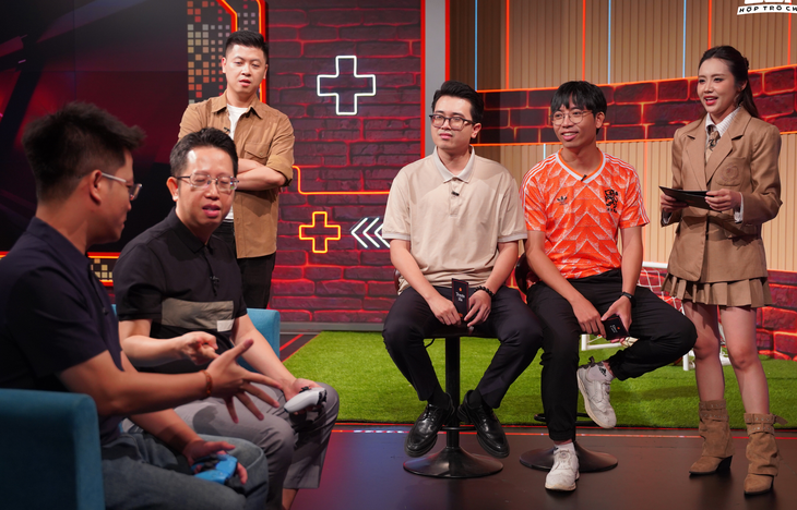 Rời World Cup, bốn bình luận viên đá banh bước vào Game Box - Ảnh 3.