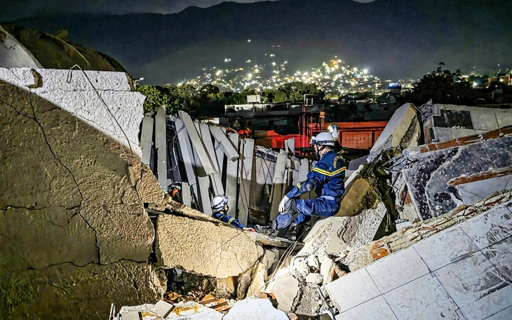 Đoàn cứu nạn, cứu hộ Việt Nam nhận Huy chương 'Anh hùng Venezuela' - Ảnh 4.