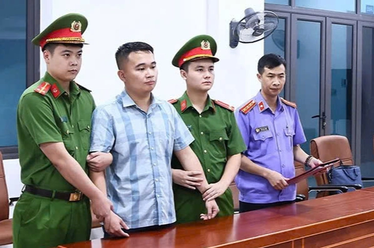 Lệnh giữ khẩn cấp 1 giáo viên Trường THPT chuyên Tuyên Quang - Ảnh 1.