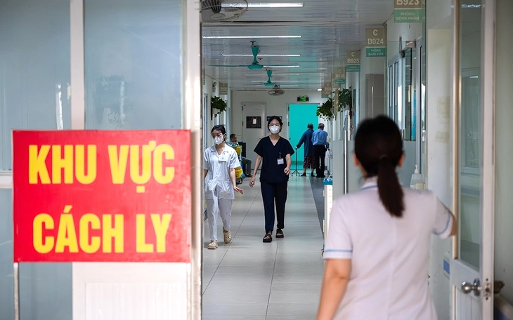 Ca mắc COVID-19 tại Hà Nội gia tăng, có đáng lo? - Ảnh 2.