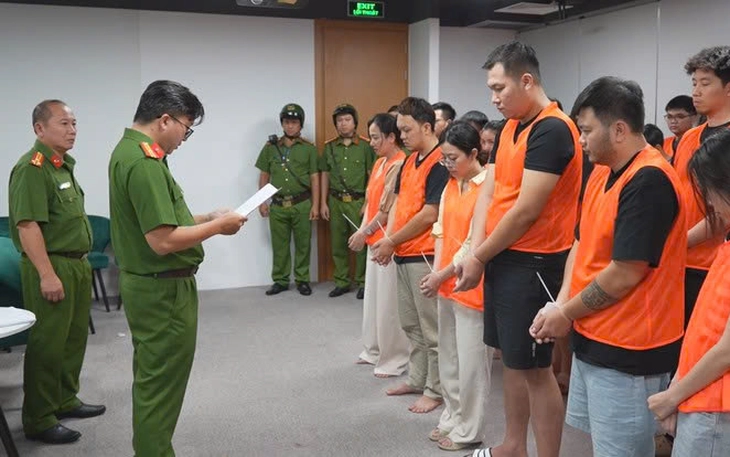 Bộ Công an đề xuất tạm hoãn truy cứu hình sự tối đa 3 năm với một số tội về kinh tế - Ảnh 2.