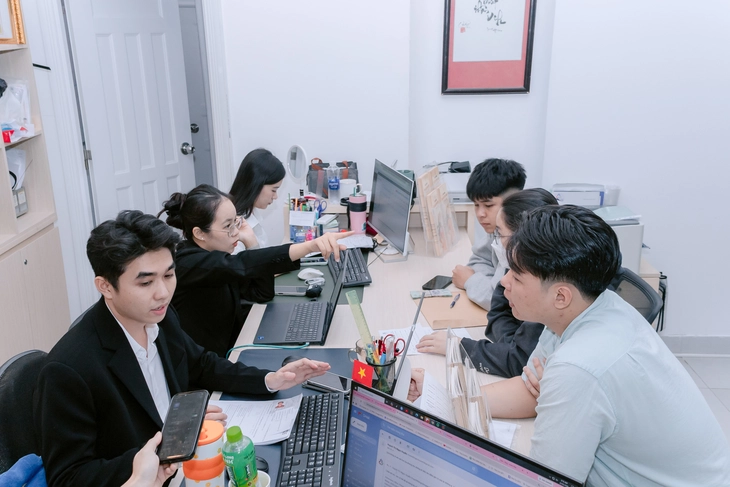 Không đủ 15 điểm, nhiều thí sinh chuyển từ đại học sang cao đẳng - Ảnh 3.