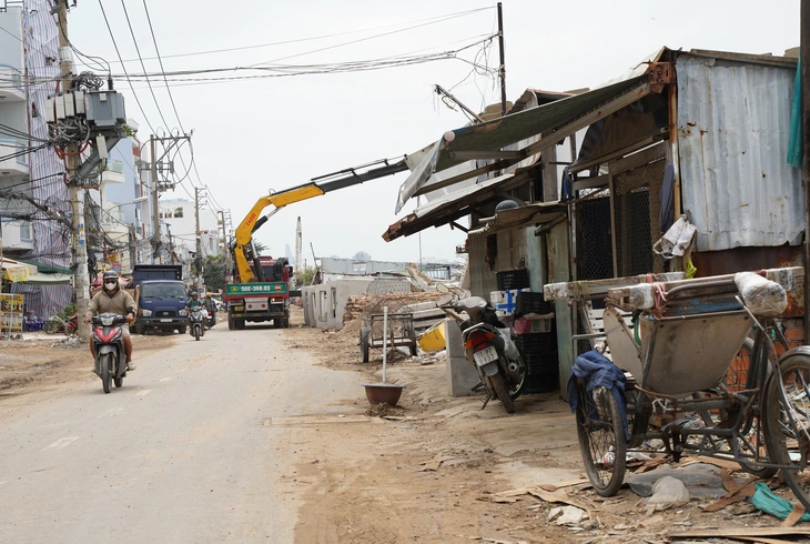 Hiện trạng dự án bờ Bắc kênh Đôi sau gần một năm khởi công - Ảnh 14.
