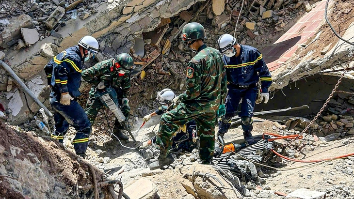 Đoàn cứu nạn, cứu hộ Việt Nam nhận Huy chương 'Anh hùng Venezuela' - Ảnh 3.