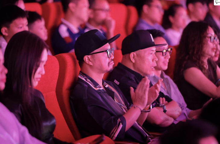 Giới chuyên môn trầm trồ với đại sử thi sân khấu đậm đặc chất Việt Đất nước thiên hùng ca - Ảnh 5.