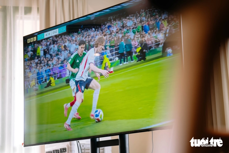 Những nhà ngoại giao 'fan' Tam sư cùng cổ vũ tuyển Anh vào tứ kết World Cup - Ảnh 6.