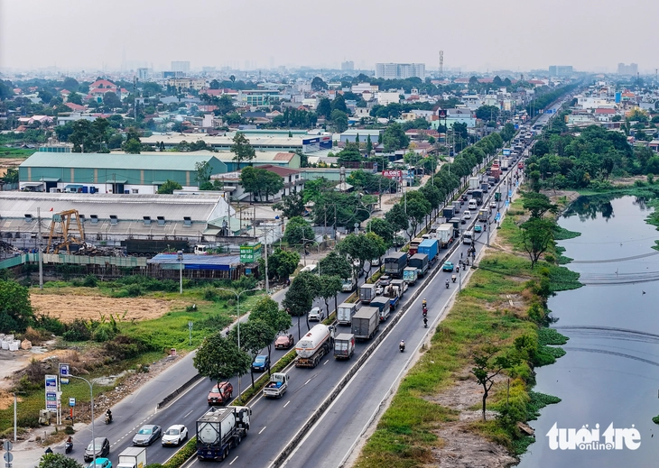 Cao tốc TP.HCM - Mộc Bài phải được làm quyết liệt hơn - Ảnh 1.