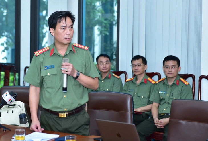 Công an tỉnh Tuyên Quang tiếp tục điều tra vụ "mưa điểm 10" môn toán ở Tuyên Quang - Ảnh 1.