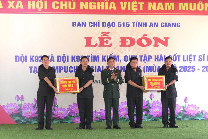 An Giang tìm kiếm, quy tập được 170 hài cốt liệt sĩ, xác định được danh tính 1 liệt sĩ - Ảnh 3.