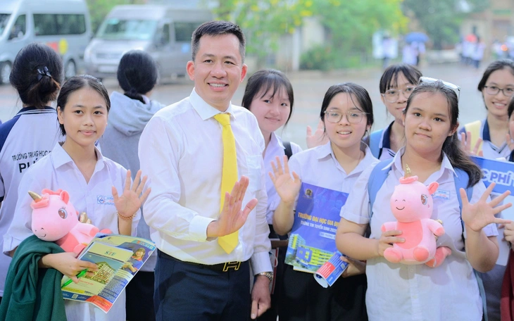 Rèn kỹ năng qua trải nghiệm, tạo hành trang vững vàng cho sinh viên GDU - Ảnh 4.
