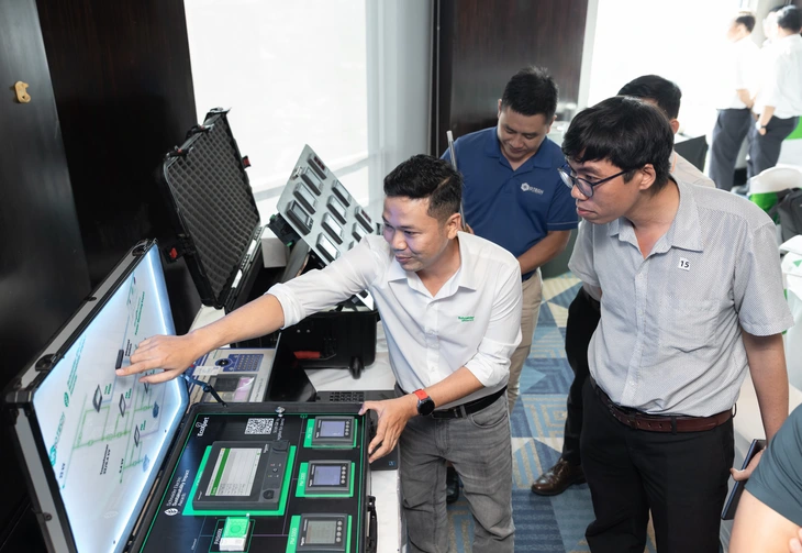 Schneider Electric tính toán gì khi chi mạnh 3,1 tỉ USD tiền mặt thâu tóm 'ông lớn' AI công nghiệp Cognite? - Ảnh 1.