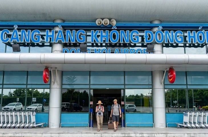 Chính thức mở đường bay Đồng Hới - Cam Ranh, khai thông tuyến du lịch dọc miền trung - Ảnh 1.