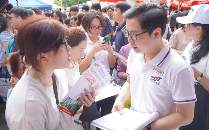 Trường đại học ở Cần Thơ công bố điểm sàn xét tuyển khối ngành Y khoa - Ảnh 3.