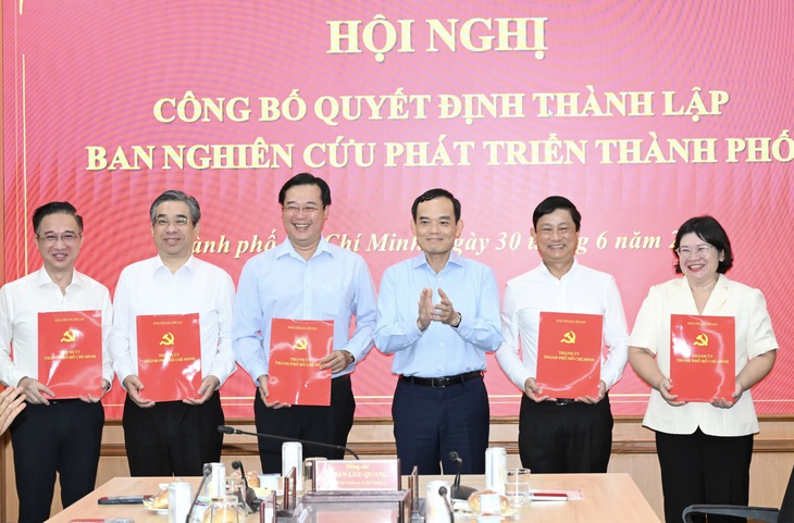 Ban Nghiên cứu phát triển TP.HCM ban hành quy chế hoạt động, thành lập 6 tiểu ban trực thuộc - Ảnh 1.