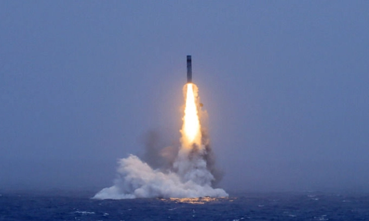 Trung Quốc yêu cầu các bên không diễn giải việc phóng thử ICBM - Ảnh 1.