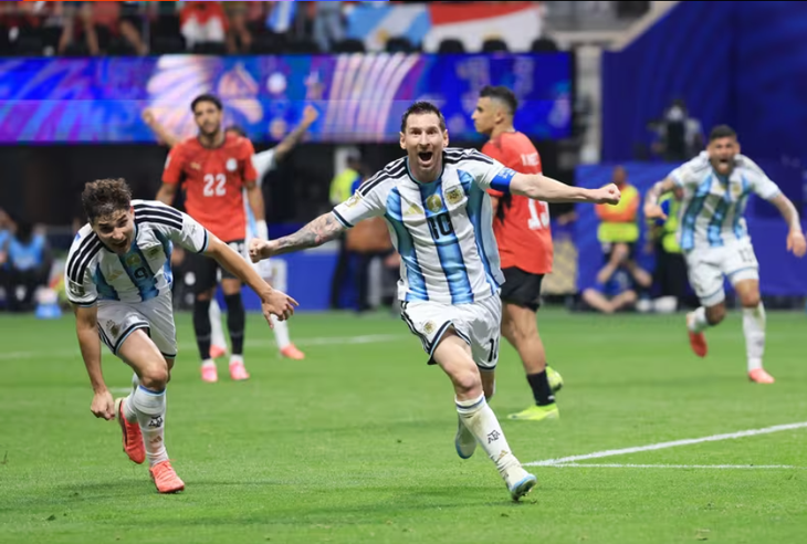Argentina - Ai Cập (Hiệp 2) 2-2: Messi cứu Argentina!!! - Ảnh 1.