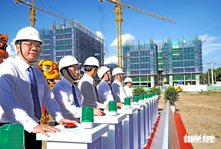 TP.HCM quyết vượt chỉ tiêu xây 200.000 căn nhà ở xã hội từ cơ chế 'luồng xanh' - Ảnh 2.