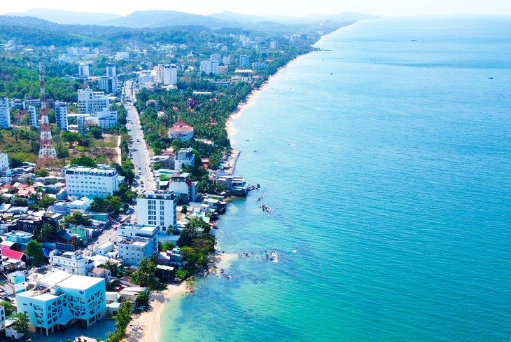 Cắm mốc hành lang biển Tại Phú Quốc: Bảo vệ không gian biển công cộng 2026 - Ảnh 2.