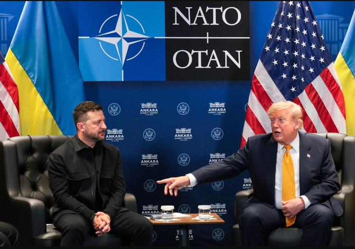 Ông Trump 'bật đèn xanh' cho Ukraine sản xuất tên lửa Patriot - Ảnh 1.