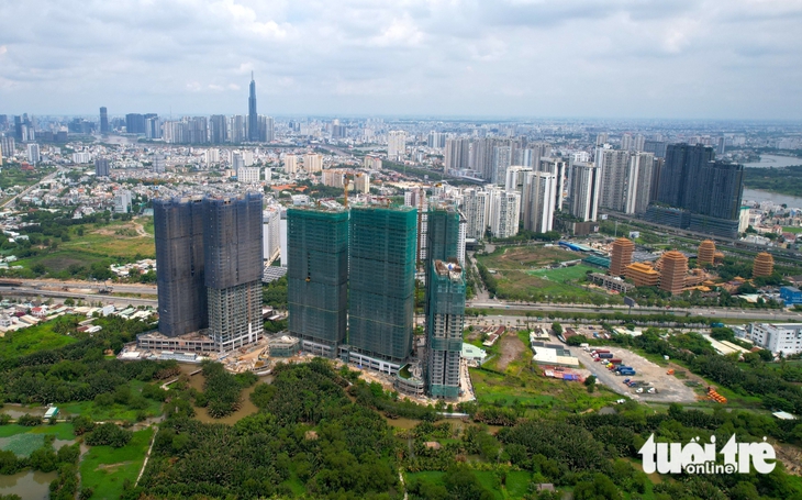 Giá căn hộ tại TP.HCM trung bình khoảng 98 triệu đồng/m2, xuất hiện dự án 200 triệu đồng/m2 - Ảnh 1.