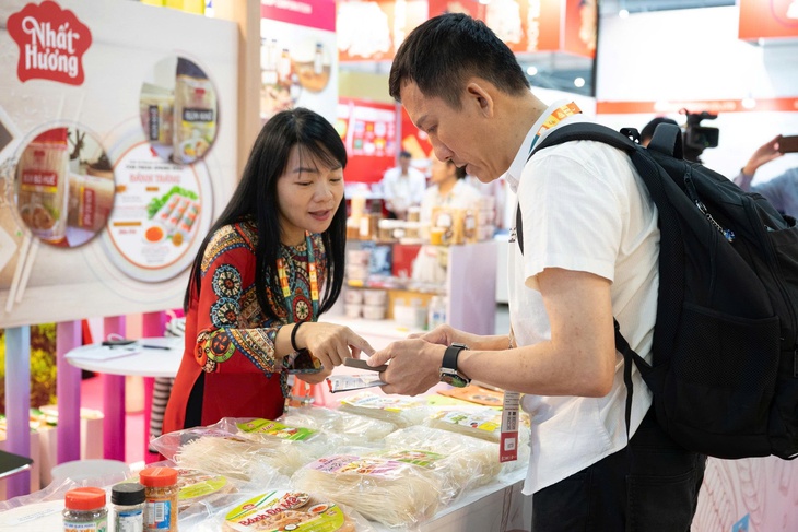 Thị trường TP.HCM: Giá cà phê tiếp tục giảm; TP.HCM xúc tiến đầu tư trên môi trường số - Ảnh 2.