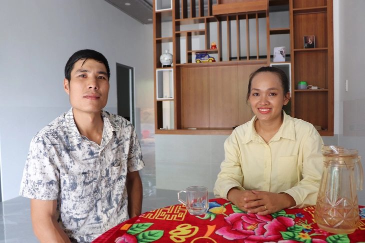 Mẹ 'bỉm sữa' 26 tuổi, cán bộ 'gen Z' bất ngờ khi được hỏi 'dàm trưởng thôn không?' - Ảnh 3.