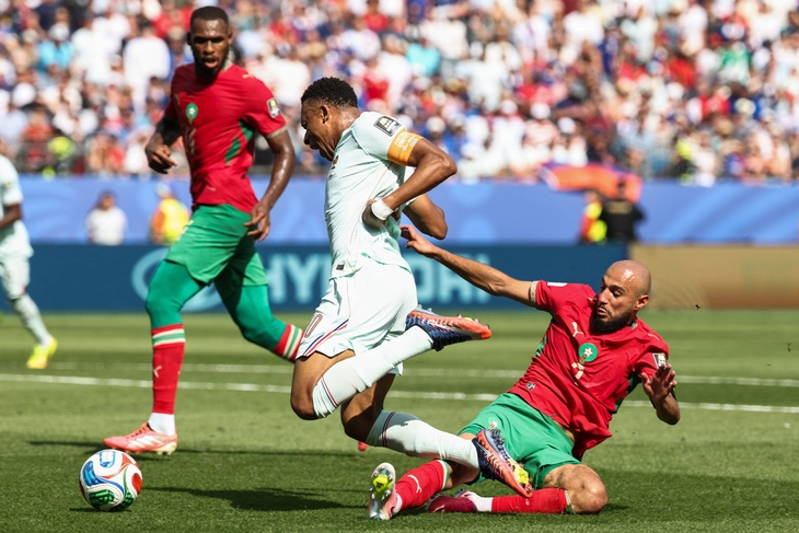 Mbappe lập ‘siêu phẩm’, Pháp đánh bại Morocco để vào bán kết World Cup 2026 - Ảnh 2.