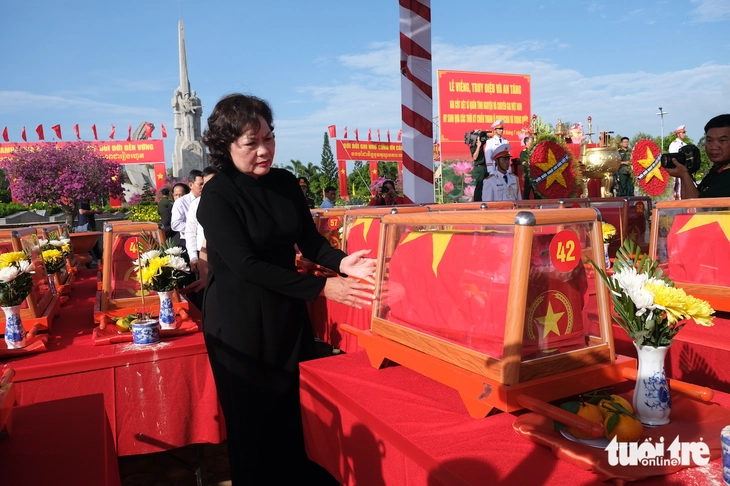 Đồng Tháp truy điệu và an táng 68 hài cốt liệt sĩ   - Ảnh 1.