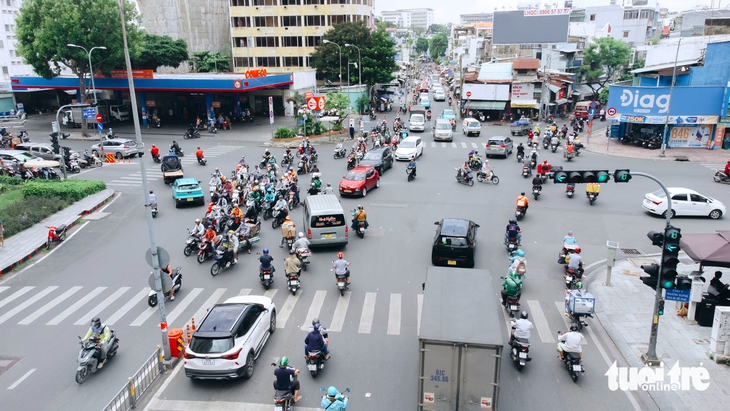 Cận cảnh 7 vị trí TP.HCM sẽ xây cầu vượt thép nhằm tháo gỡ các điểm nghẽn giao thông - Ảnh 6.