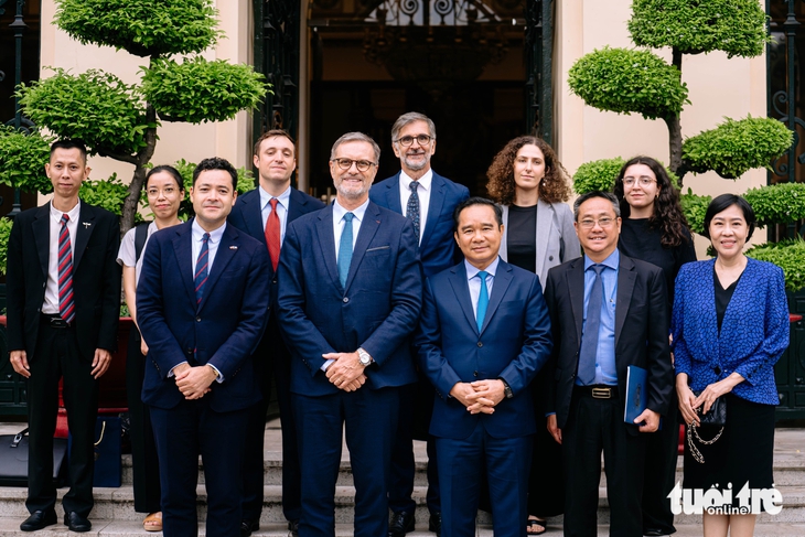 Đại sứ Pháp Olivier Brochet chào từ biệt TP.HCM, kết thúc nhiệm kỳ với nhiều kỷ niệm đẹp về Việt Nam - Ảnh 7.