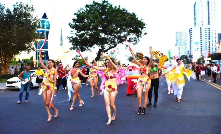Hoãn tổ chức chương trình Siêu mẫu và Nam Vương 2026 trong khuôn khổ Festival Biển - Ảnh 1.