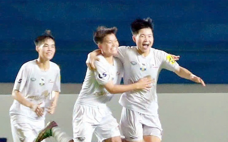 Hà Nội I và Thái Nguyên T&T cầm chân nhau trong cuộc đua vô địch - Ảnh 2.